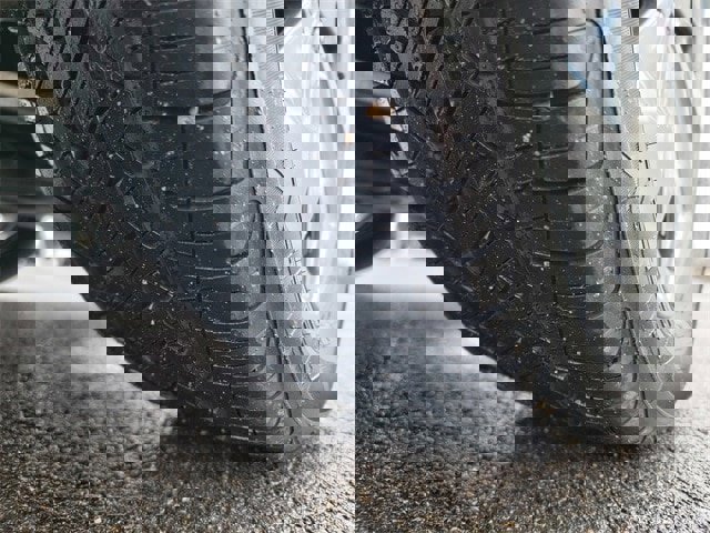 Certified 2023 Ford Escape Platinum w/ Premium Technology Package image 17