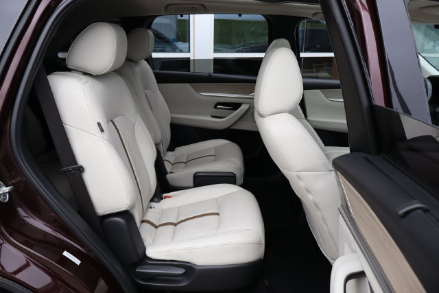 Used 2024 MAZDA CX-90 3.3 Turbo w/ Premium Plus Pkg AWD/4WD image 35