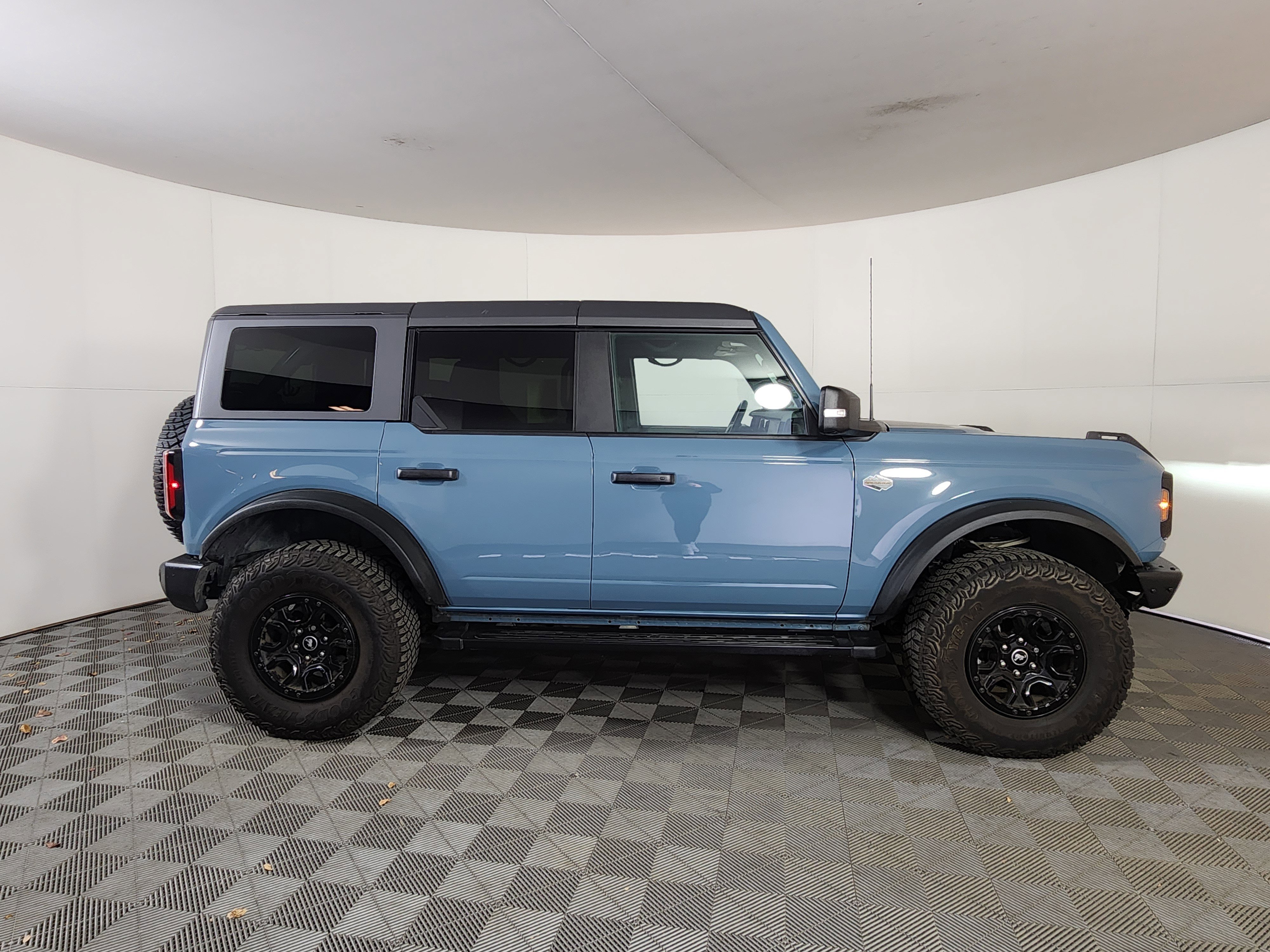 Certified 2022 Ford Bronco Wildtrak image 8