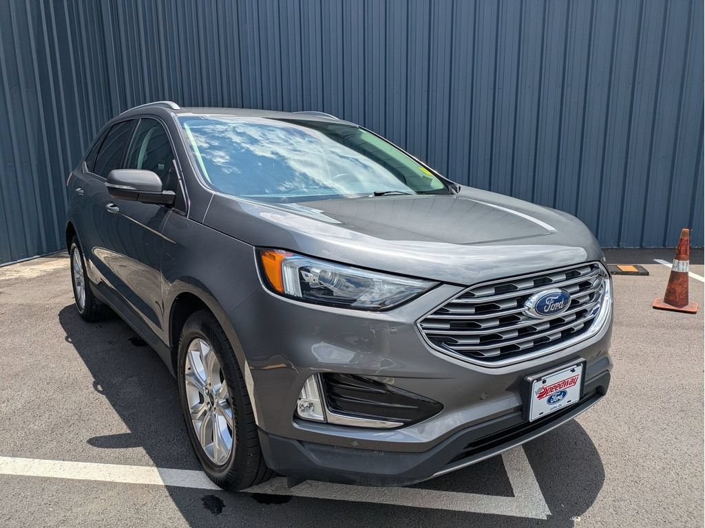 Certified 2024 Ford Edge Titanium AWD/4WD image 3