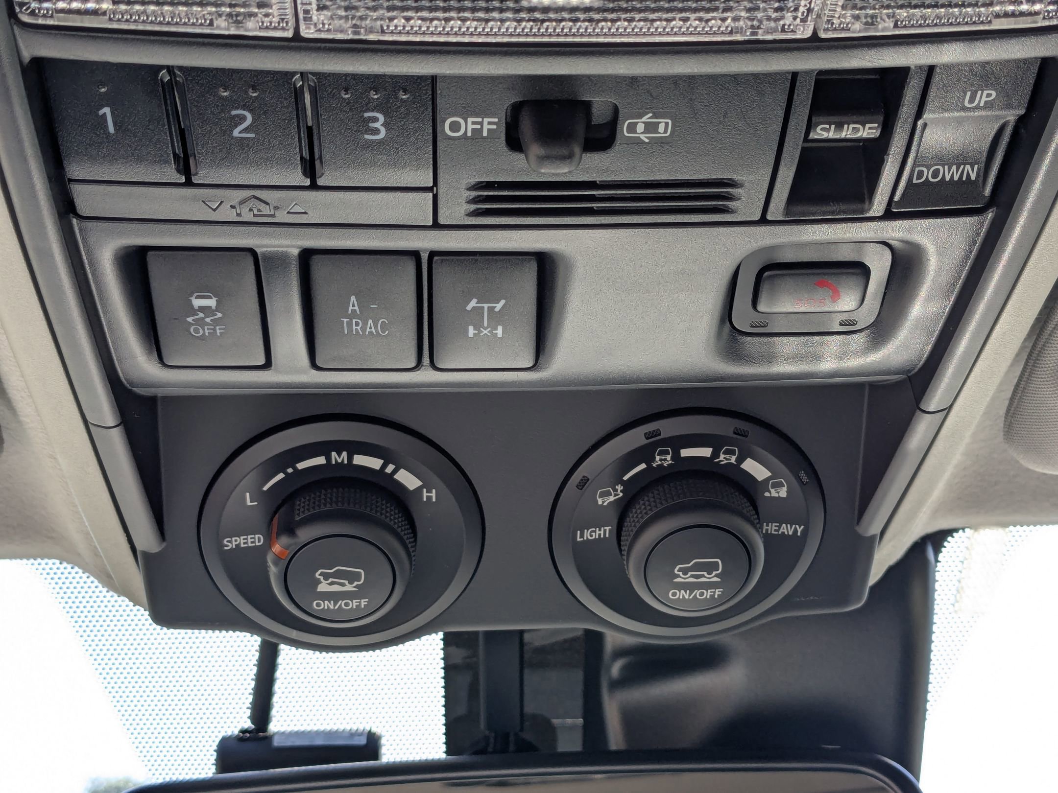 Used 2021 Toyota 4Runner Venture w/ Moonroof Package image 28