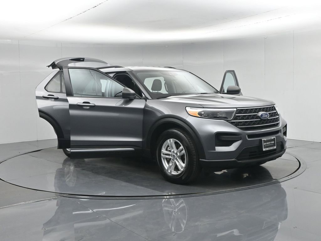 Certified 2023 Ford Explorer XLT image 36