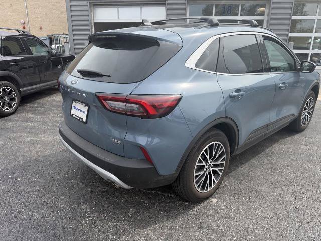 Certified 2025 Ford Escape SE w/ PHEV Premium Package FWD image 2