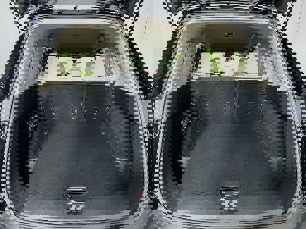 Used 2023 Nissan Rogue SV image 24