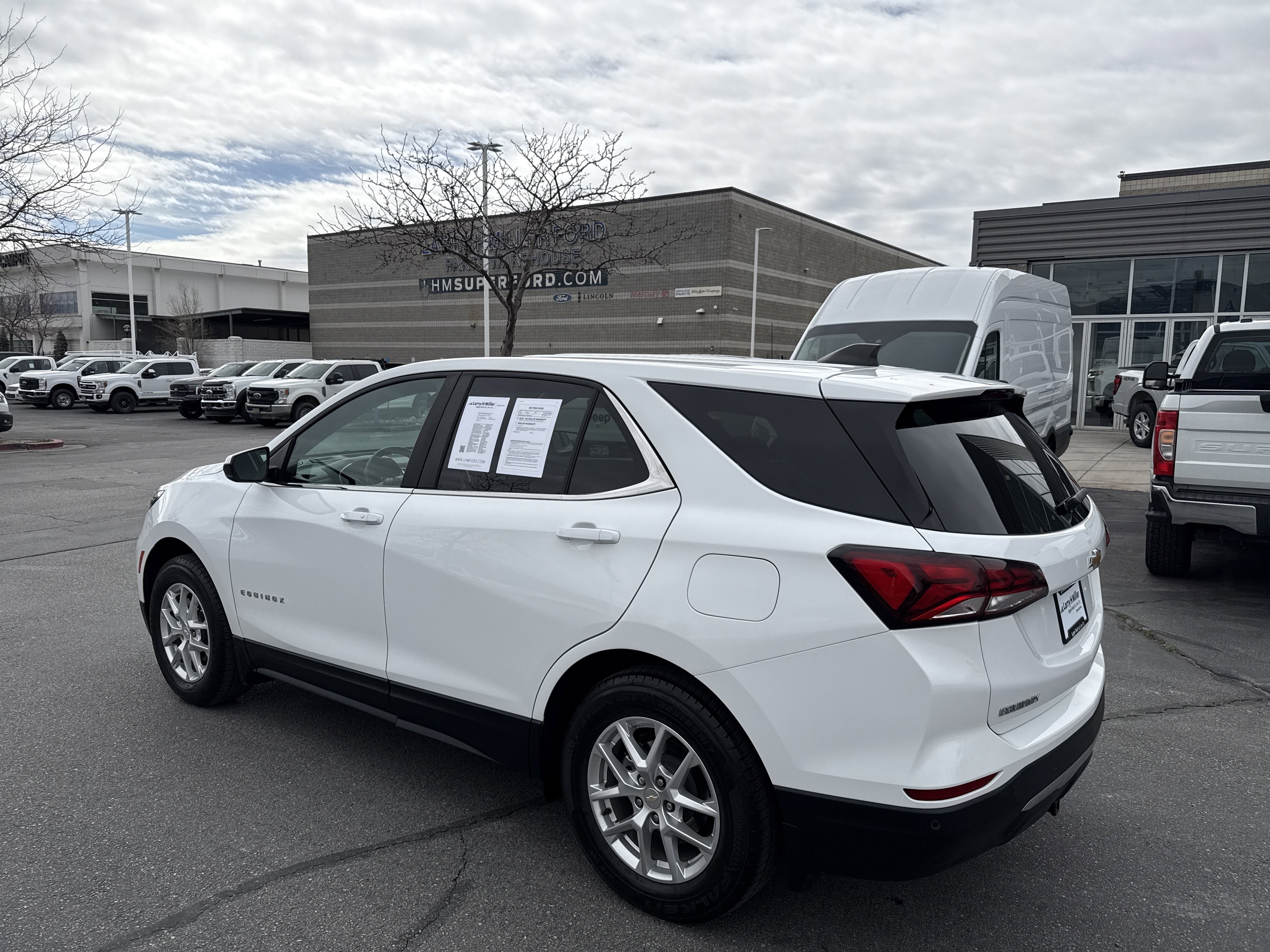 Used 2023 Chevrolet Equinox LT w/ LPO, Floor Liner Package image 3