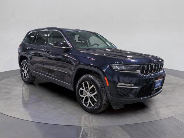 Used 2024 Jeep Grand Cherokee Limited image 7