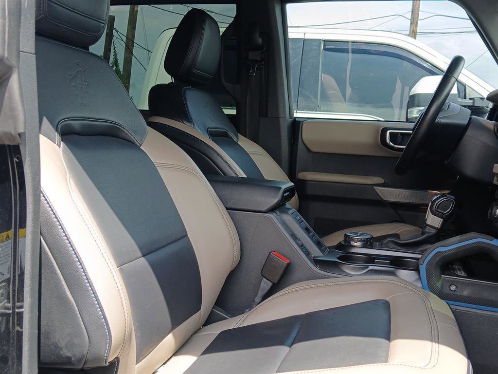 Certified 2022 Ford Bronco Wildtrak AWD/4WD image 11