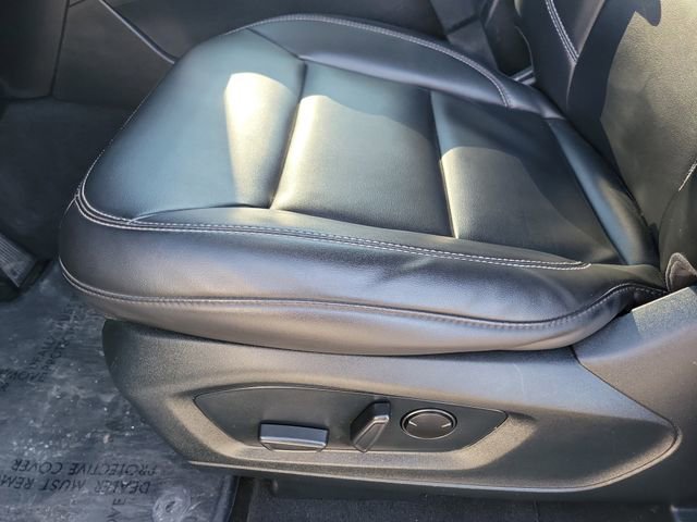 Certified 2023 Ford Explorer XLT w/ Equipment Group 202A image 22