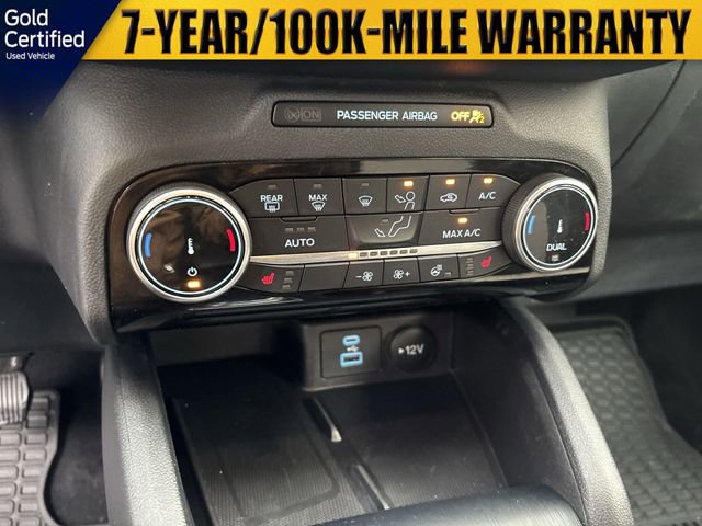 Certified 2022 Ford Escape Titanium w/ Titanium Premium Package image 28