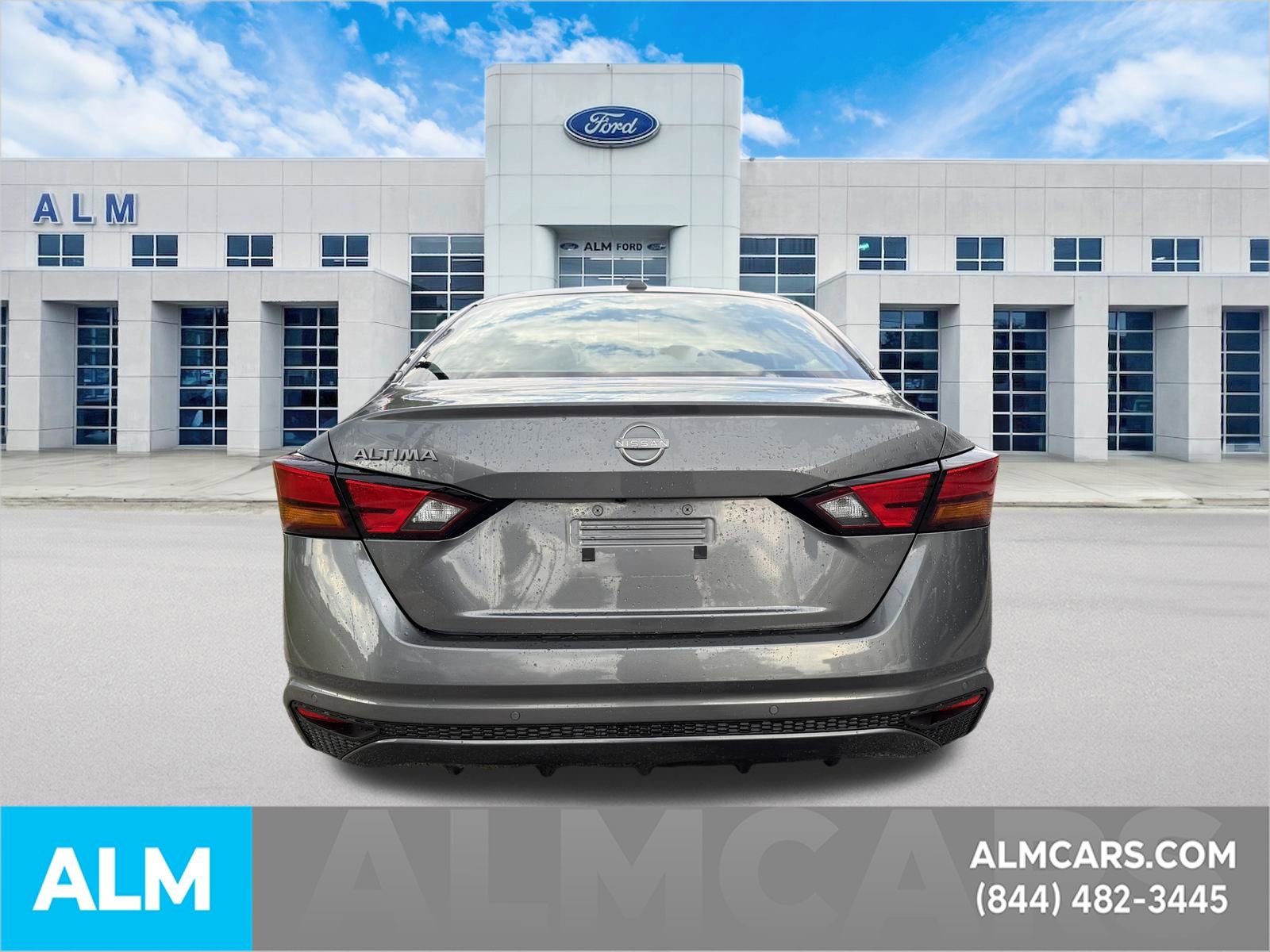Used 2025 Nissan Altima 2.5 SV FWD image 6