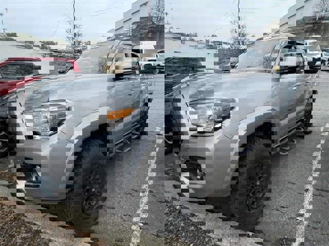 Used 2021 Toyota Tacoma SR5 image 9