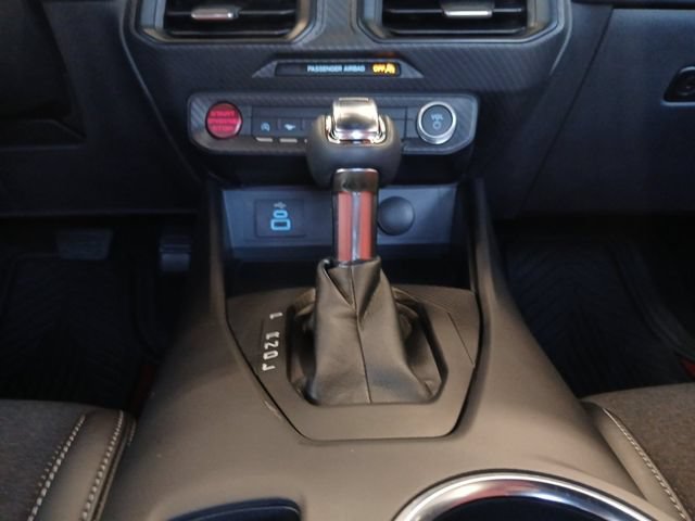 Certified 2025 Ford Mustang Coupe RWD image 4