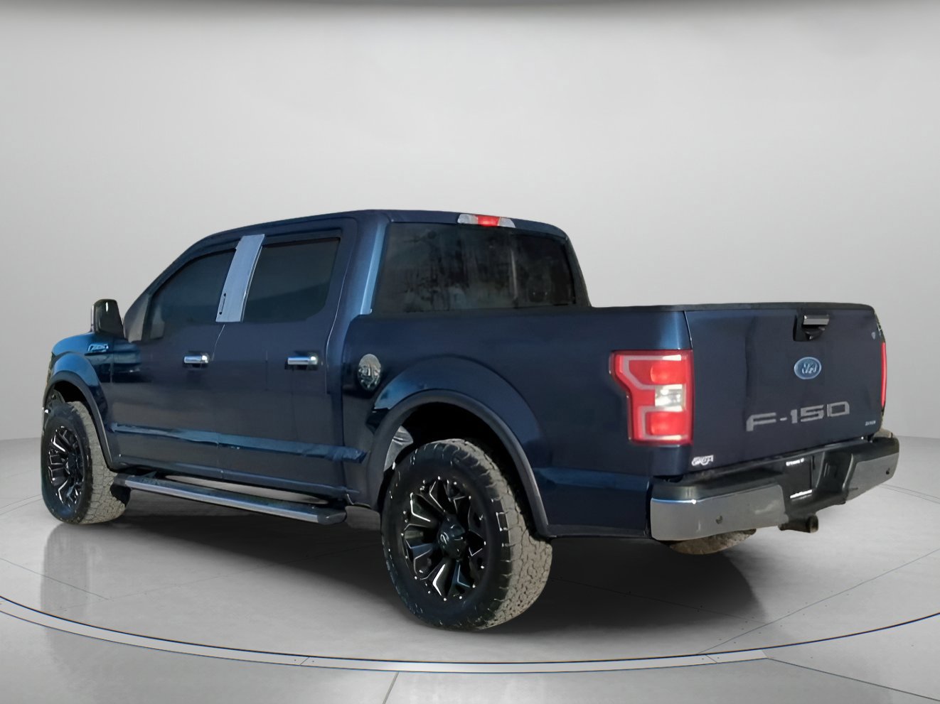 Certified 2019 Ford F150 XLT w/ Equipment Group 302A Luxury image 13