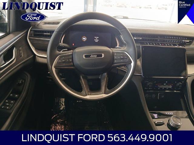 Used 2023 Jeep Grand Cherokee L Limited AWD/4WD image 13