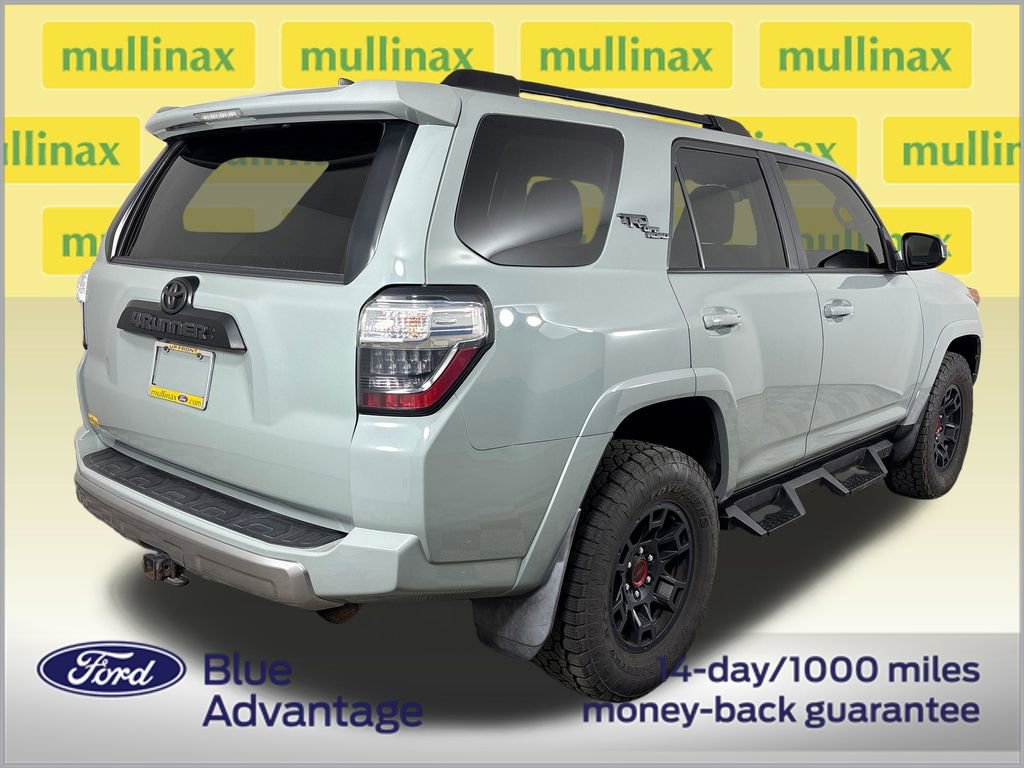 Used 2022 Toyota 4Runner TRD Off-Road AWD/4WD image 4