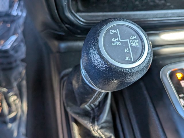 Used 2024 Jeep Wrangler Unlimited Sahara AWD/4WD image 23