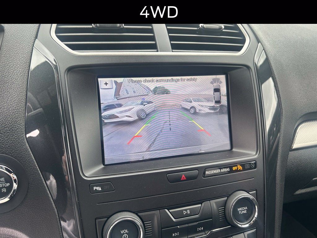 Certified 2019 Ford Explorer XLT w/ Equipment Group 202A AWD/4WD image 24