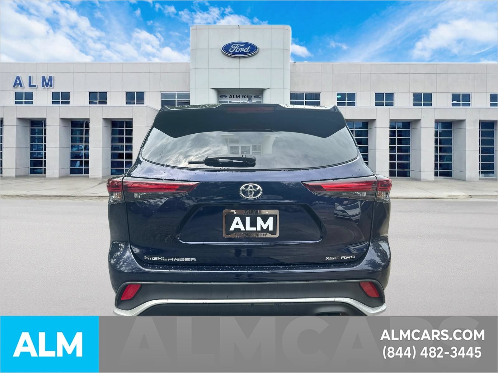 Used 2025 Toyota Highlander XSE AWD/4WD image 6