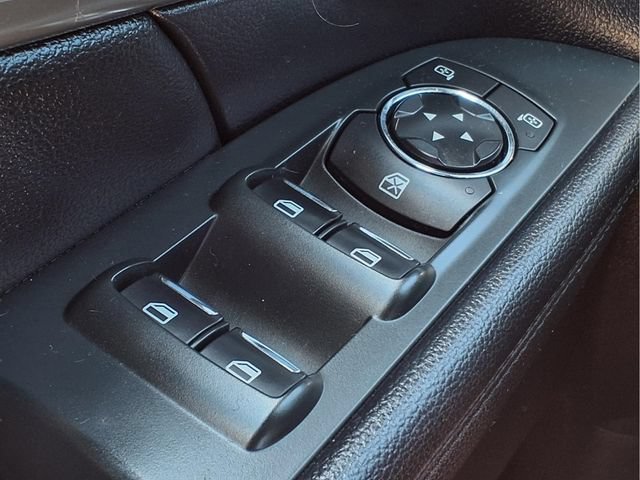 Certified 2019 Ford Explorer XLT w/ Equipment Group 202A AWD/4WD image 25