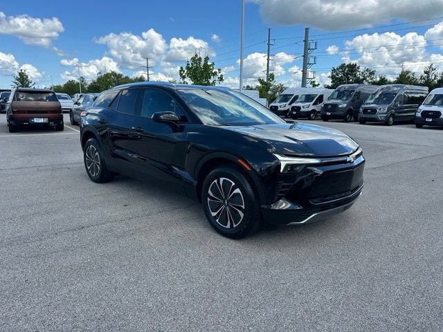 Used 2024 Chevrolet Blazer EV LT AWD/4WD image 3
