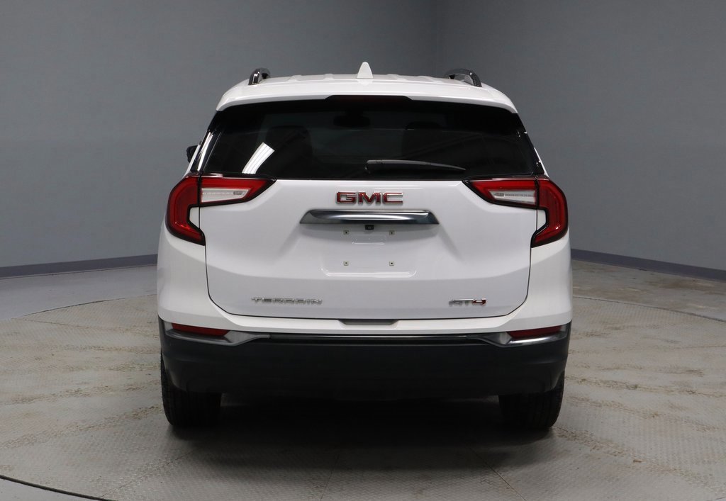 Used 2022 GMC Terrain AT4 w/ Infotainment Package II image 4
