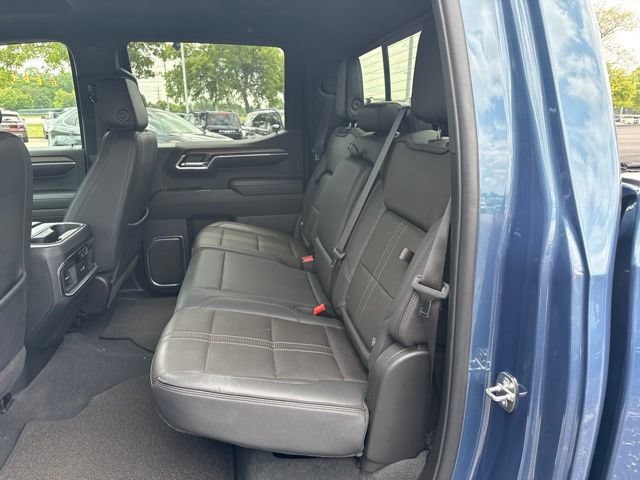 Used 2024 Chevrolet Silverado 1500 High Country w/ Z71 Off-Road Package AWD/4WD image 10