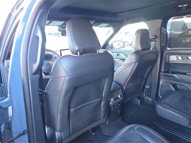 Certified 2025 Ford Explorer ST image 12