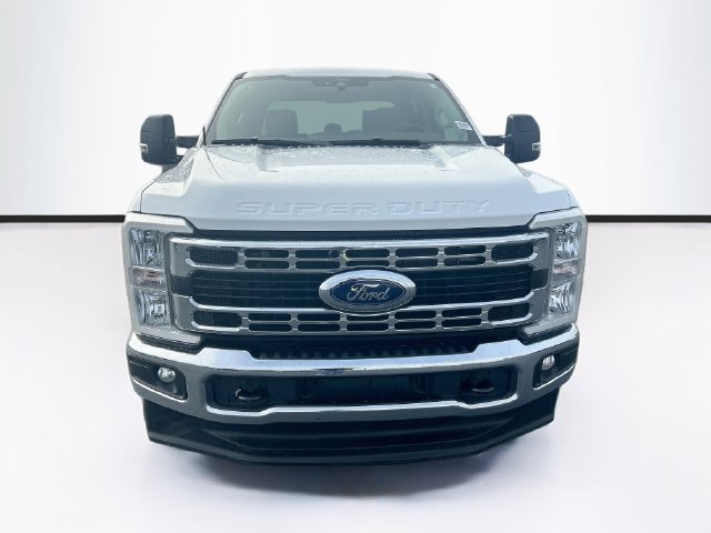 Certified 2025 Ford F250 XLT AWD/4WD image 2