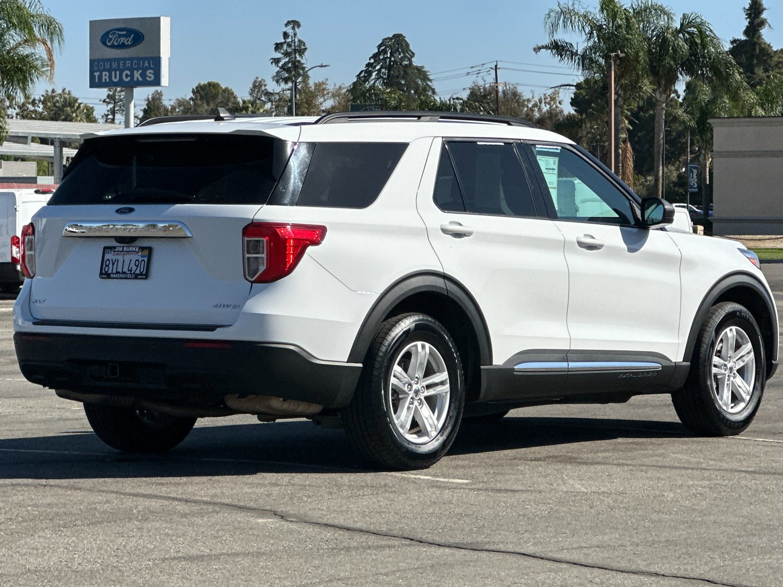 Certified 2022 Ford Explorer XLT w/ Class IV Trailer Tow Package image 5