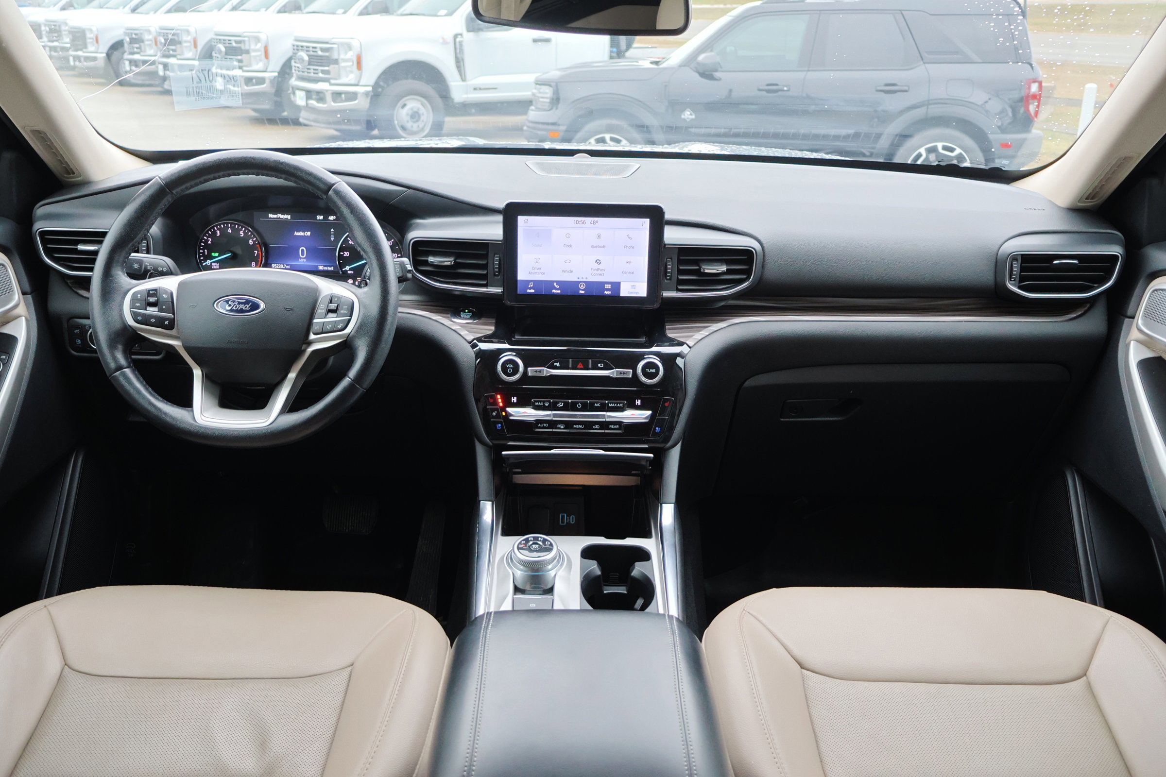 Certified 2021 Ford Explorer Limited w/ Hybrid Equipment Group 310A image 26