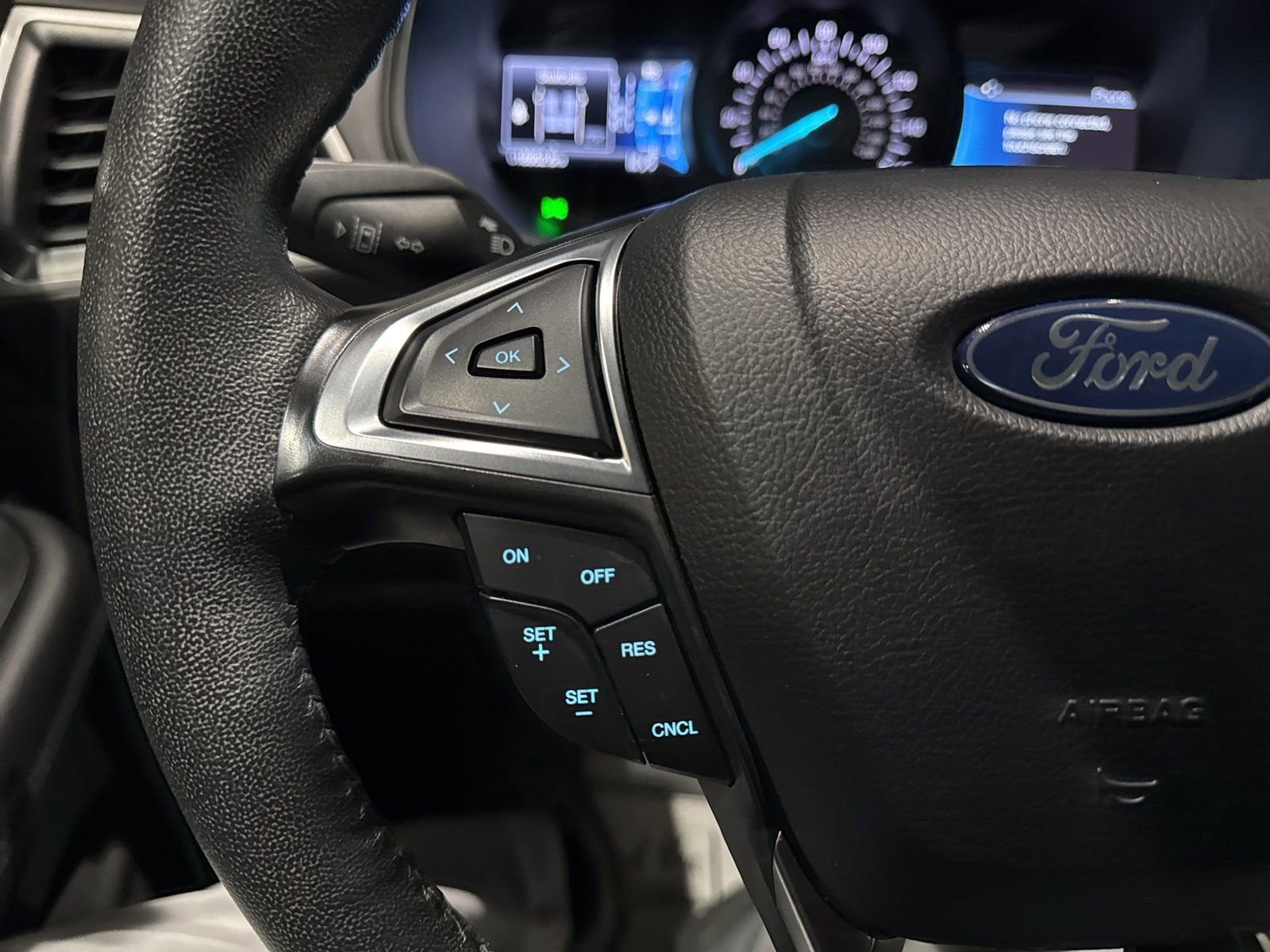 Certified 2024 Ford Edge SEL w/ Convenience Package image 29