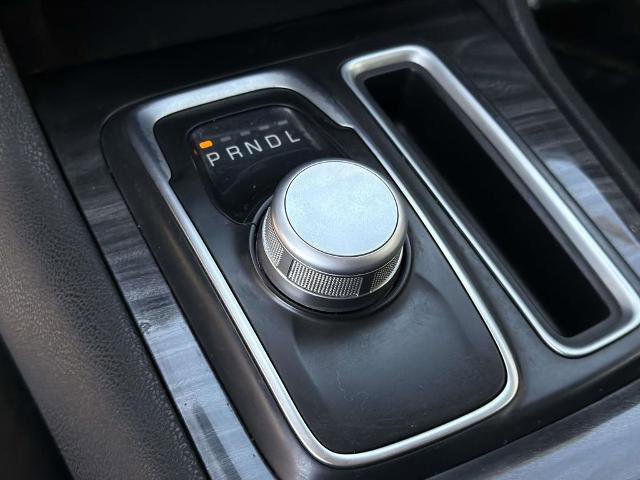 Used 2022 Chrysler 300 Touring L image 12