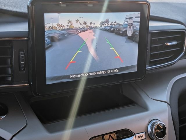 Certified 2022 Ford Explorer XLT w/ Equipment Group 202A image 17