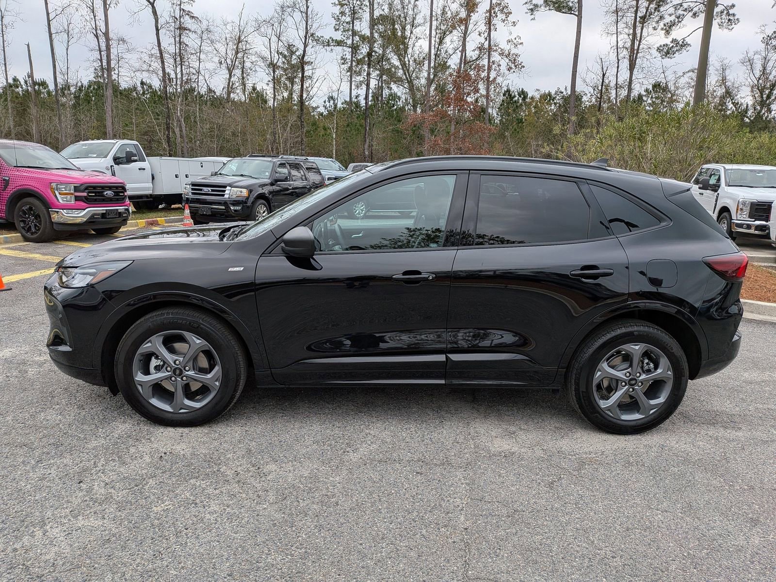 Certified 2023 Ford Escape ST-Line w/ Tech Pack #1 image 2