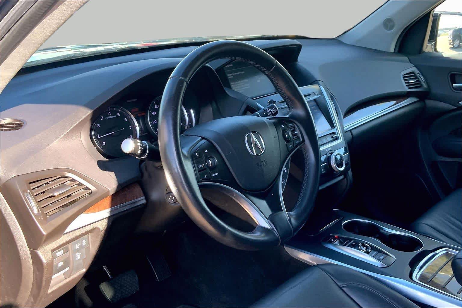 Used 2020 Acura MDX SH-AWD image 18