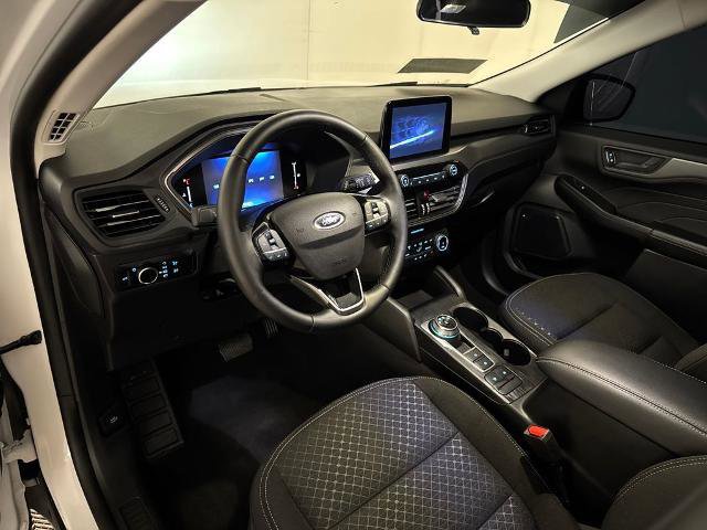 Certified 2025 Ford Escape Active w/ Cold Weather Package image 8