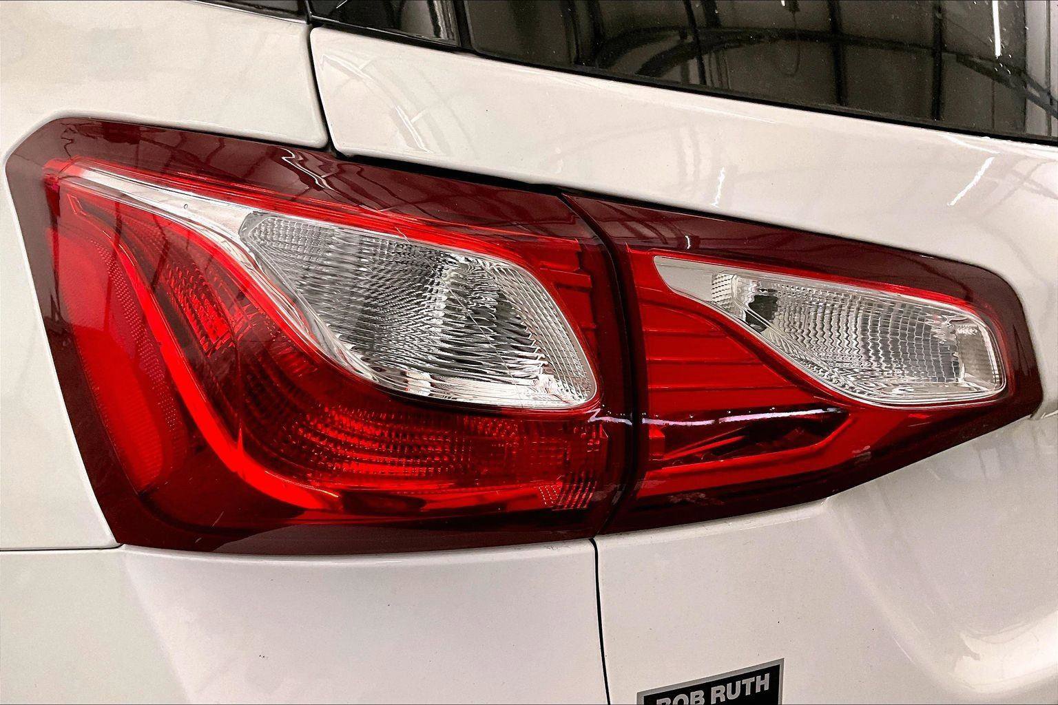 Used 2020 Chevrolet Equinox LT image 28