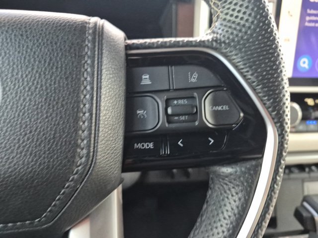 Used 2024 Toyota Sequoia Capstone AWD/4WD image 19