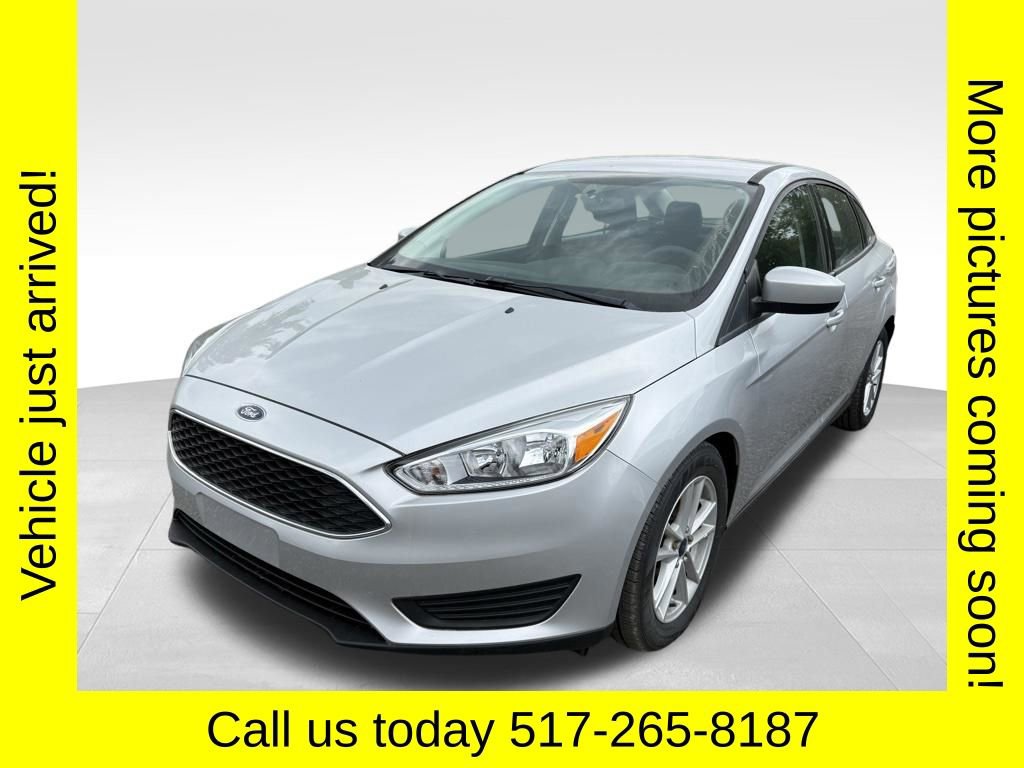 Certified 2018 Ford Focus SE FWD image 2
