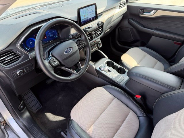 Certified 2022 Ford Escape Titanium w/ Titanium Premium Package FWD image 12