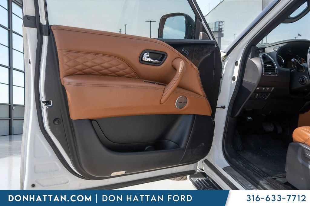 Used 2023 INFINITI QX80 Sensory w/ Cargo Package AWD/4WD image 18
