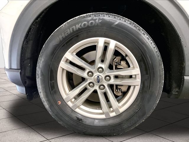 Certified 2021 Ford Explorer XLT w/ Equipment Group 202A AWD/4WD image 8