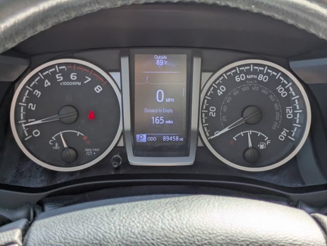 Used 2020 Toyota Tacoma SR5 RWD image 25