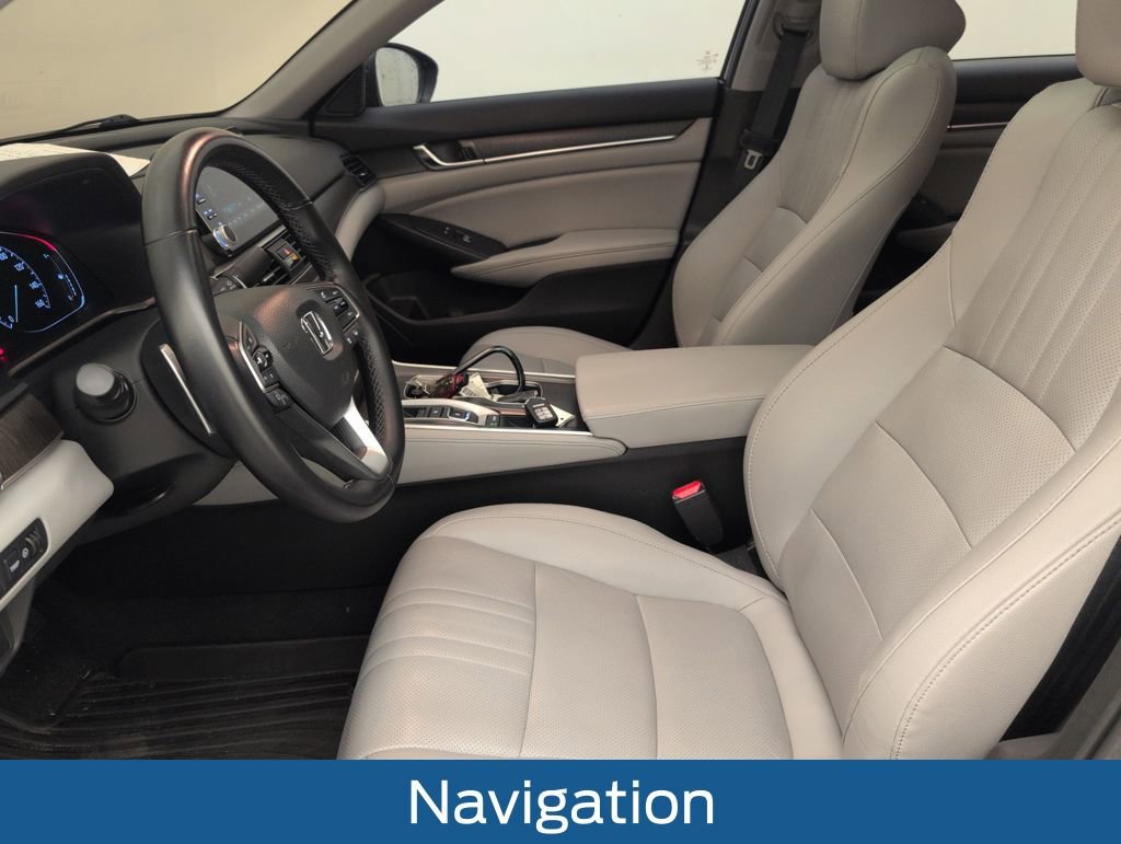 Used 2020 Honda Accord Touring image 5