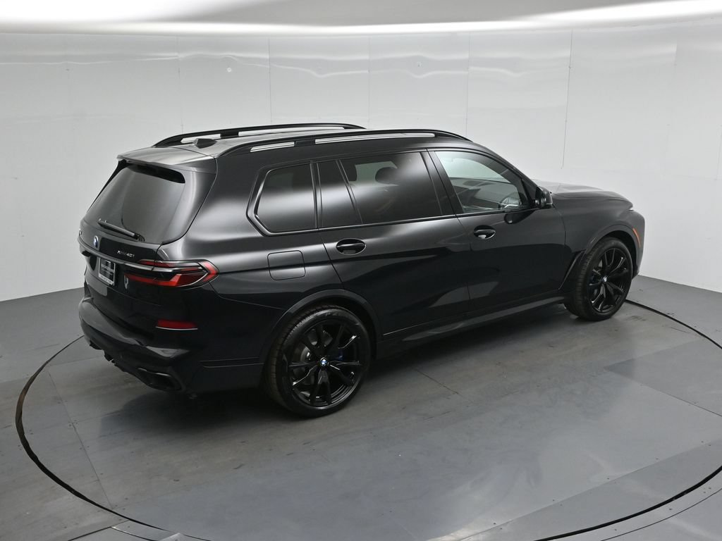 Used 2026 BMW X7 xDrive40i w/ Executive Package AWD/4WD image 45