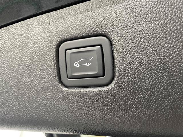 Used 2022 Chevrolet Blazer Premier AWD/4WD image 40