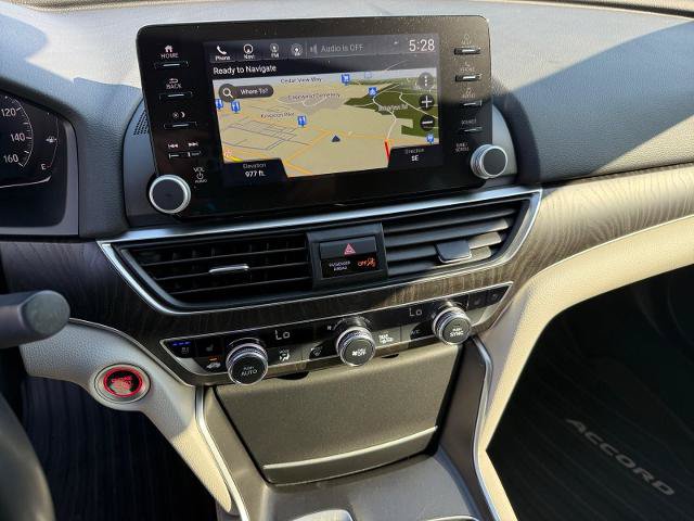 Used 2022 Honda Accord Touring image 19