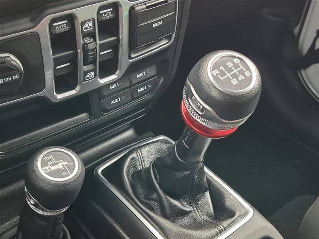 Used 2018 Jeep Wrangler Unlimited Sport S AWD/4WD image 13