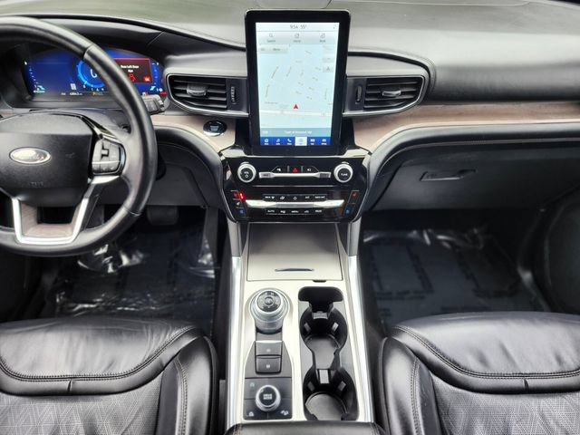 Certified 2023 Ford Explorer Platinum w/ Technology Package AWD/4WD image 14