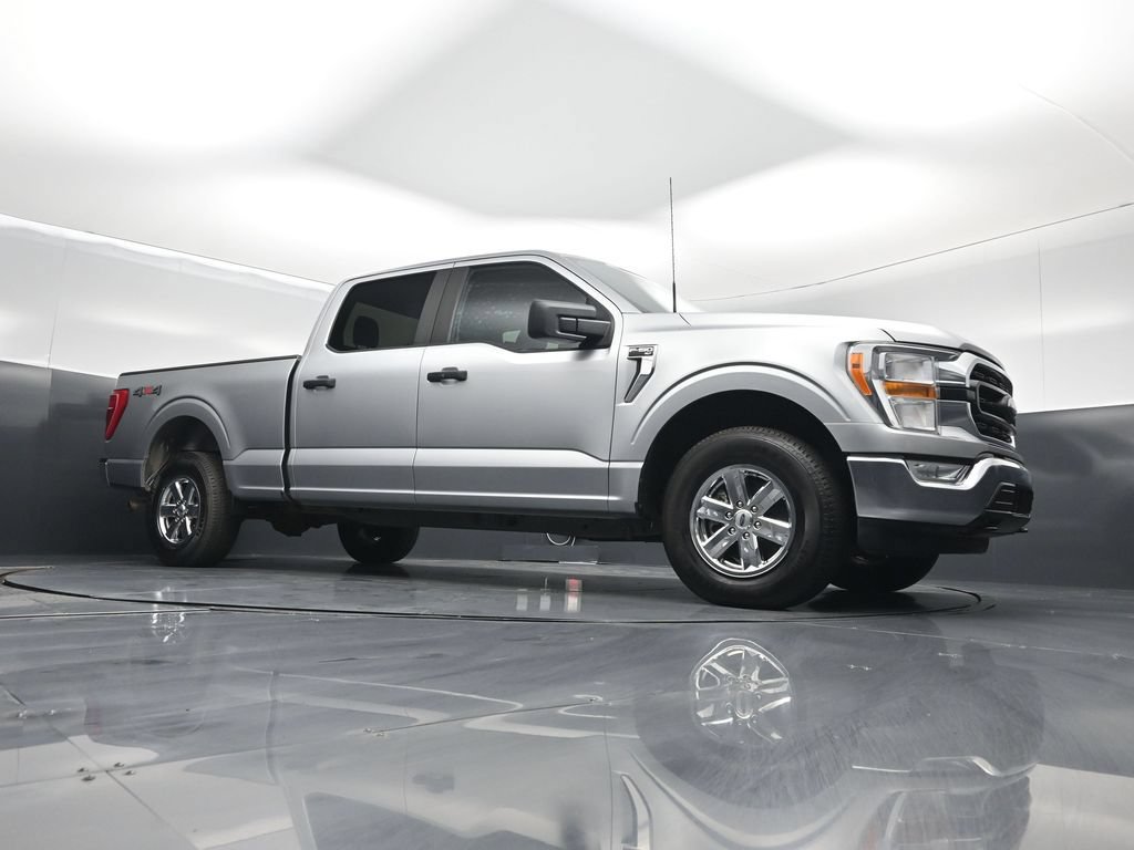 Certified 2022 Ford F150 XLT w/ Trailer Tow Package AWD/4WD image 4
